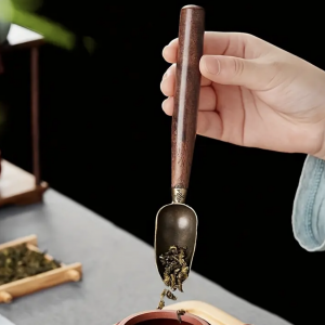 Cuillère en laiton – Rituel Élégance (lot de 20)